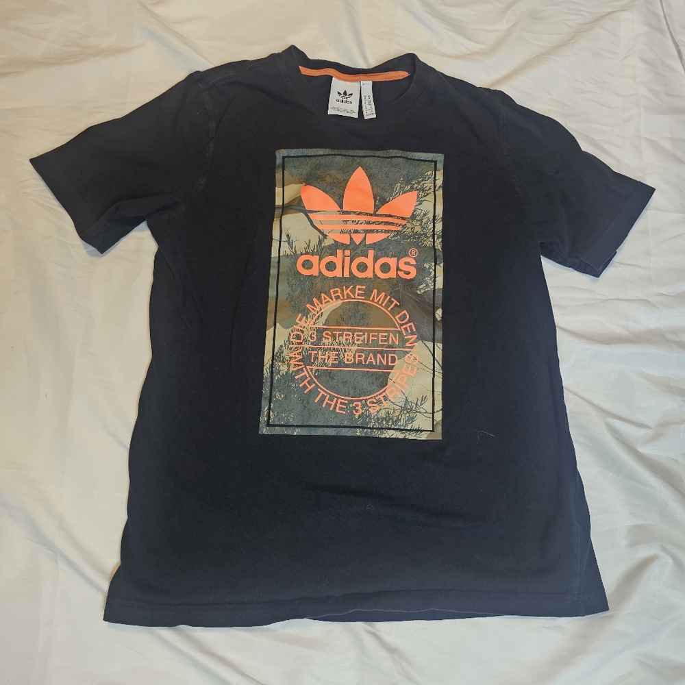 Adidas Originals CAMO TONGUE T-SHIRT Medium